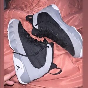 Jordan 9 particle grey